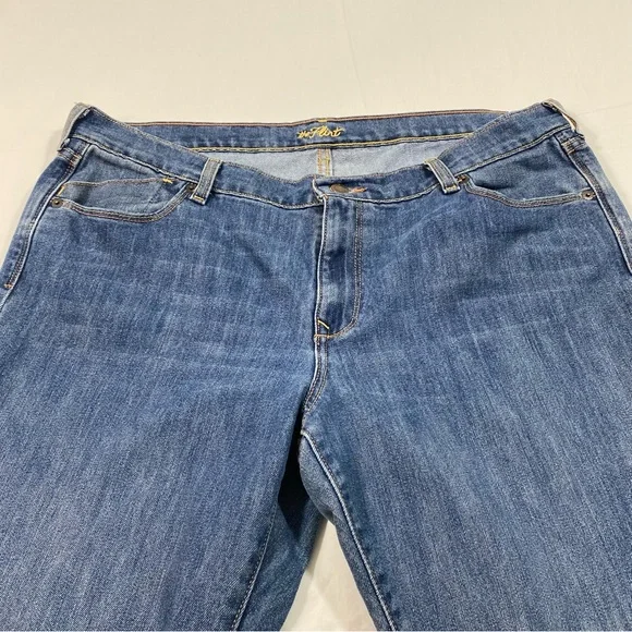 Old Navy Denim Ankle Jeans Casual Medium wash Midrise Short Straight Fit… - Picture 8 of 11